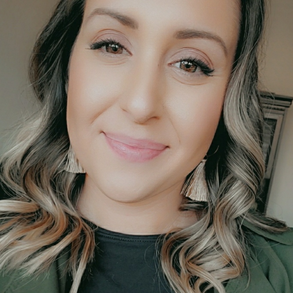 Meet your Posher, Stephanie